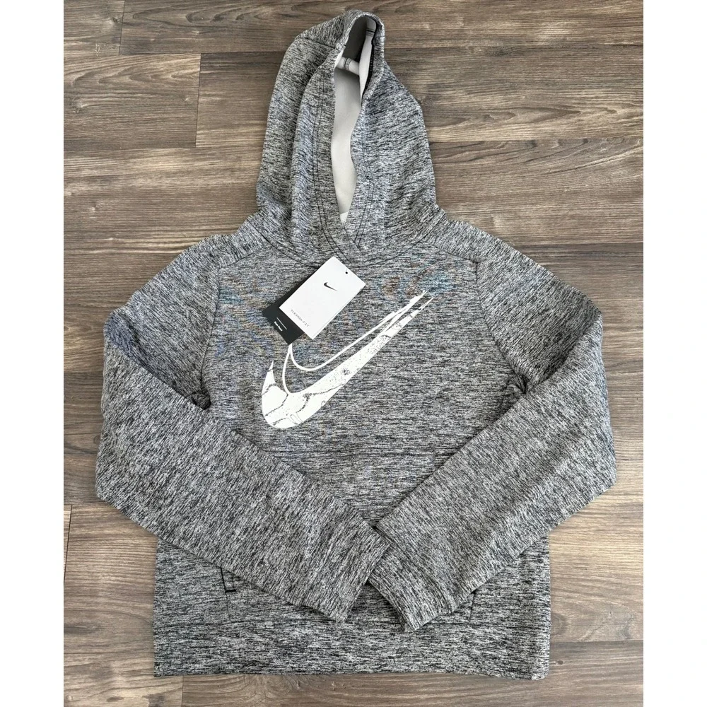 Youth size medium Nike Therma-fit stain repel Heather gray hoodie sweatshirt NWT